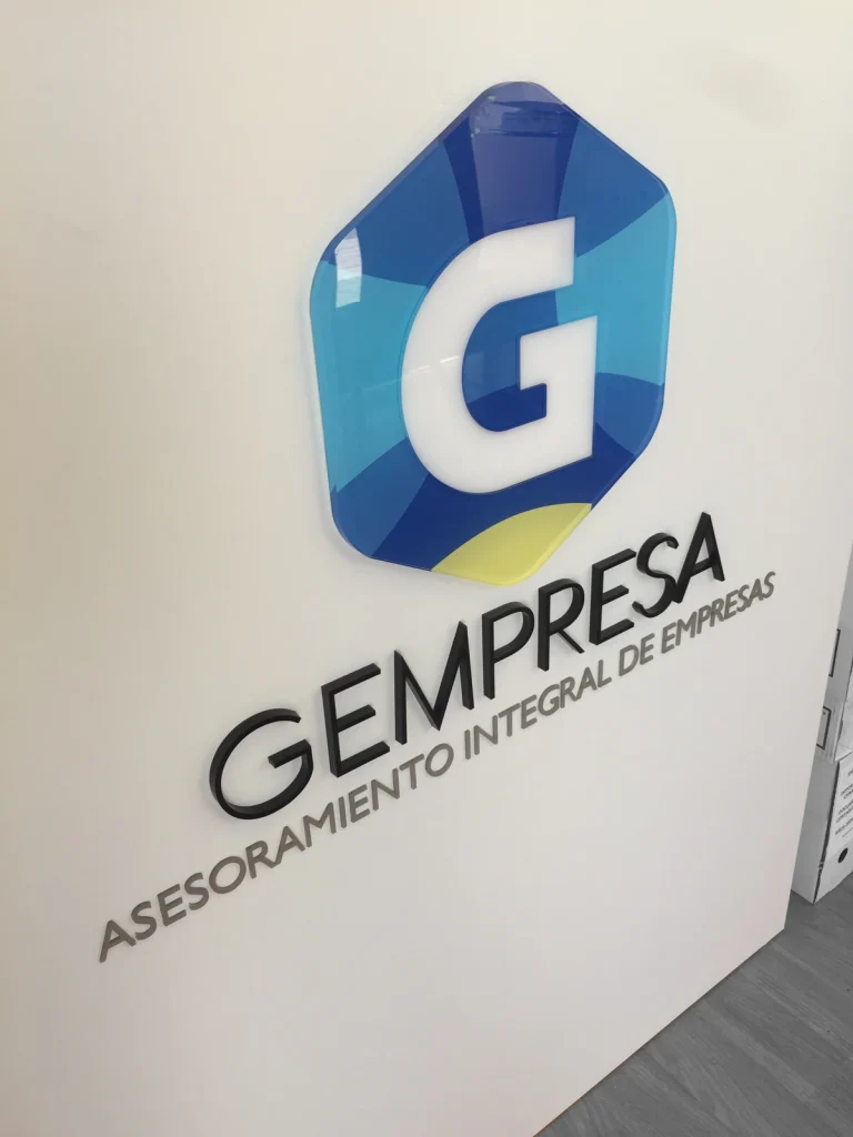 Gempresa · Identidad corporativa aplicada en relieve